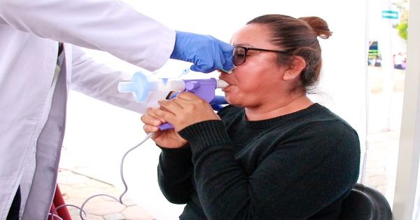 Realizan acciones preventivas contra enfermedades pulmonares en "Martes Ciudadano"