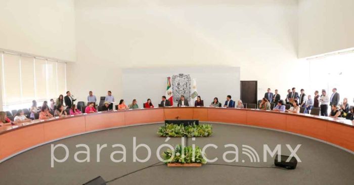 Tambi&eacute;n yo me deconstruyo cada d&iacute;a: Sergio Salom&oacute;n por el 8M