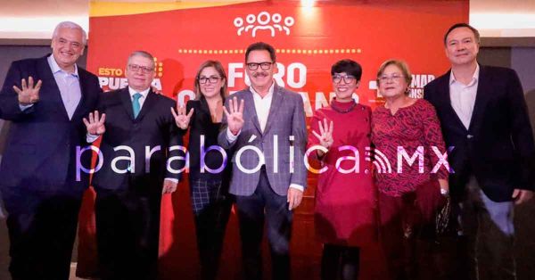 Anuncia Mier la elaboración de un proyecto para Puebla con expertos en educación, ciencia y tecnología