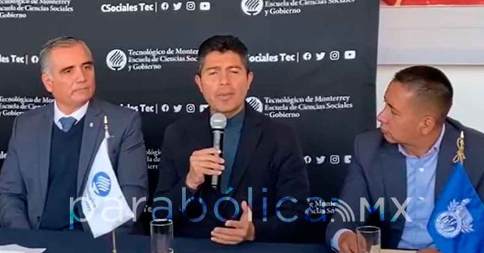 Junto a ediles metropolitanos, lanzan el Tec Social LAB