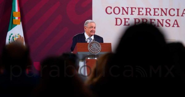 “Es para consumo conservador”, arremete AMLO contra Luis Estrada y su película “¡Que Viva México!”
