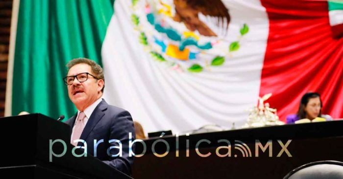 Usa SCJN a trabajadores como escudo humano, repudia Ignacio Mier