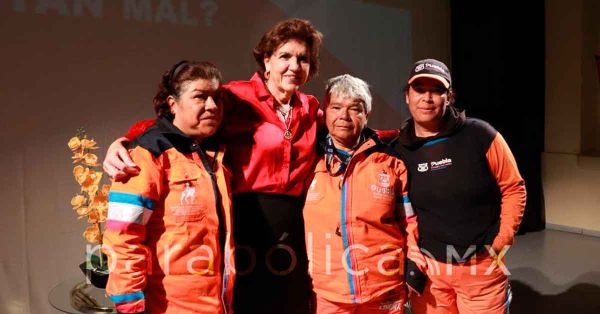 Promueve ayuntamiento empoderamiento de personal femenino de "Naranjitas"