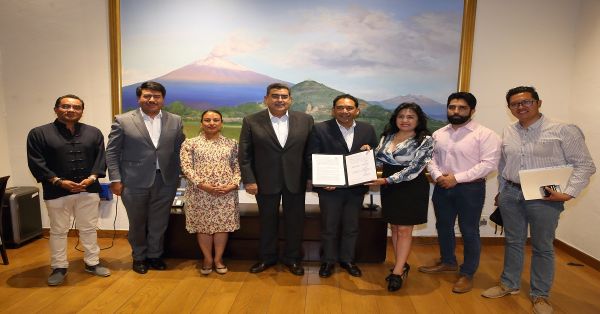 Impulsan expedición de pasaporte en Tepeaca