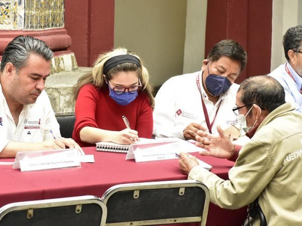 Brinda SEGOB asesoría jurídica en “Martes Ciudadano”