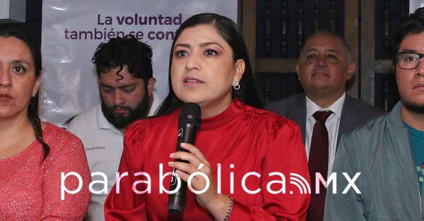 Pide Claudia Rivera renuncias de contendientes por la gubernatura
