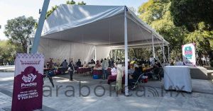 Participan 40 artesanos en Bazar Navideño en la capital