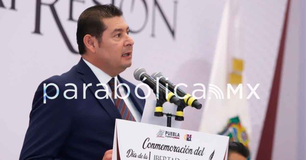 Promete Armenta apertura y comunicaci&oacute;n con periodistas
