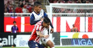 Dice Chivas adiós a la victoria y empata con Monterrey