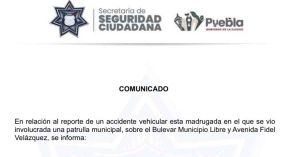 Provoca mala maniobra volcadura de patrulla de SSC Puebla