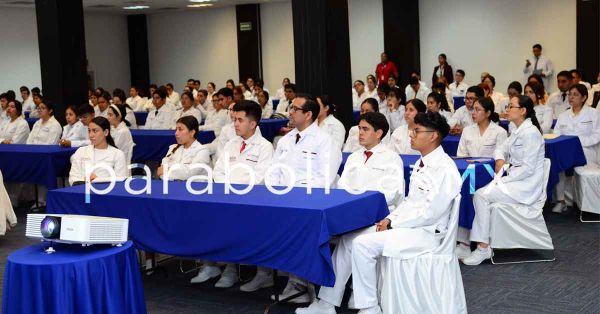 Continuar&aacute;n estudiantes USEP preparaci&oacute;n en hospitales p&uacute;blicos y privados