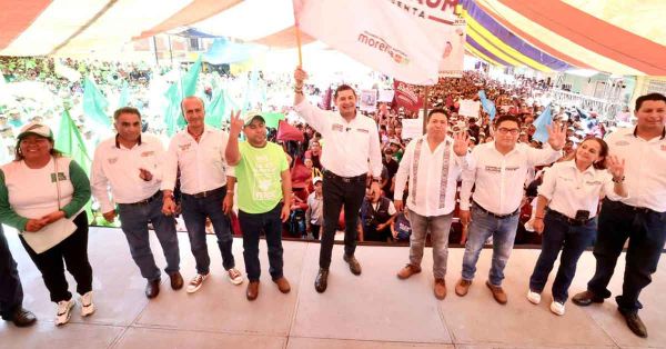 Promete Armenta agroparque a productores de Quimixtl&aacute;n
