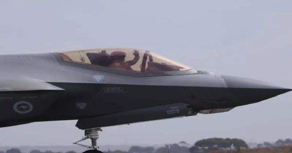Envía OTAN aviones de combate F-16 a Ucrania