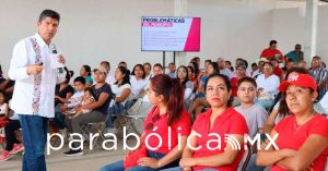 Se reúne Lalo Rivera con militancia priista y panista en Zoquitlán y Coxcatlán