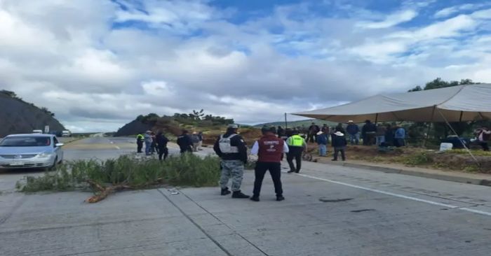 Reabren después de cinco días de bloqueo la autopista Arco Norte en Edomex