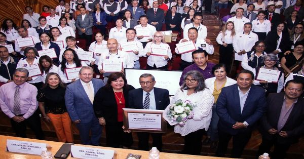 Reconoce Salud a trabajadoras y trabajadores por años de servicio