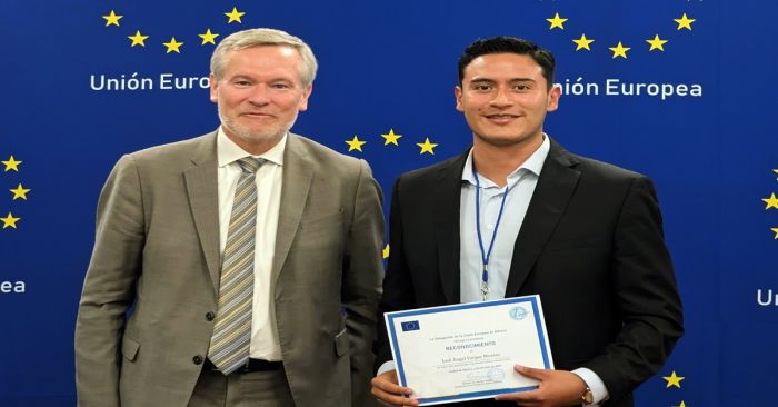 Gana egresado BUAP prestigiosa beca para estudiar posgrado en tres países de la UE