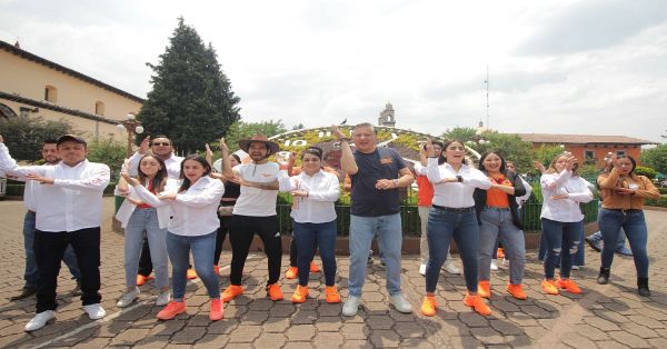 Propone Fernando Morales un lugar fijo para el Tianguis Revolución en Zacatlán