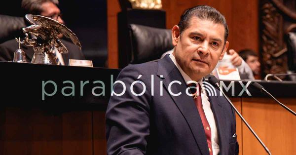 Urge Armenta a atender deterioro ecol&oacute;gico global