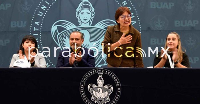 Plantea la Inteligencia Artificial nuevos retos en la docencia: BUAP