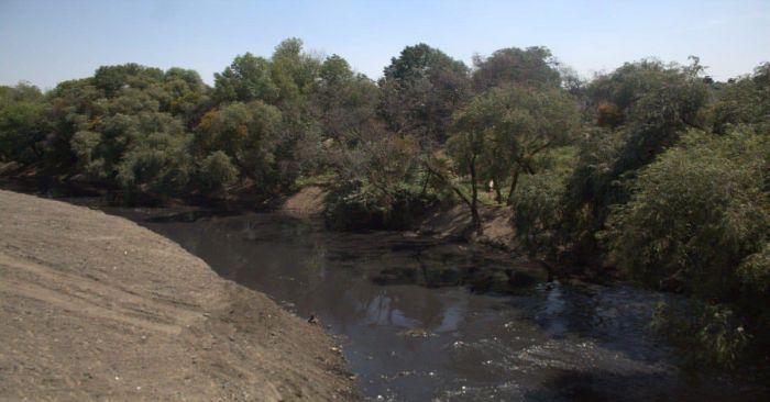 Contin&uacute;an labores de limpieza en las barrancas de la capital poblana