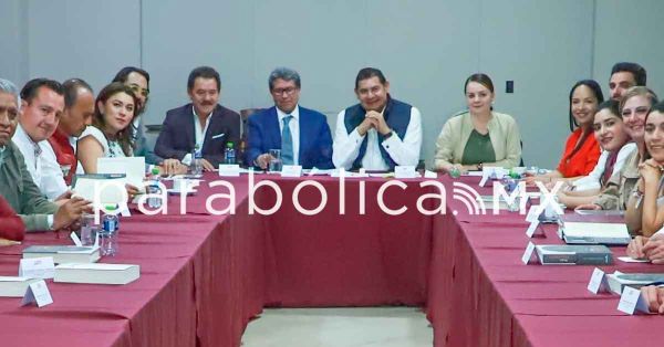 Recibe Armenta a Monreal en reunión de unidad