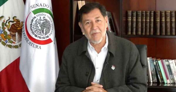 Denuncia Gerardo Fern&aacute;ndez Noro&ntilde;a agresi&oacute;n en el AICM