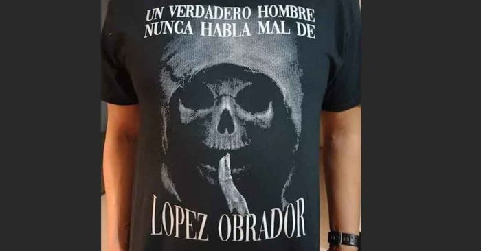 Defiende AMLO “libertad religiosa” por playera de Santa Muerte