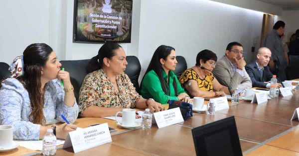 Aprueban en comisiones reformas para fortalecer profesionalización de notarios