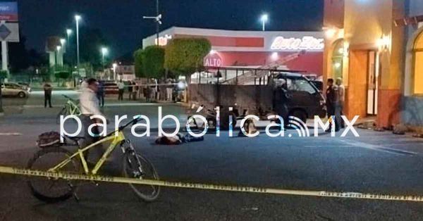 Asesinan a un hombre en PeriPlaza; hay una policía herida