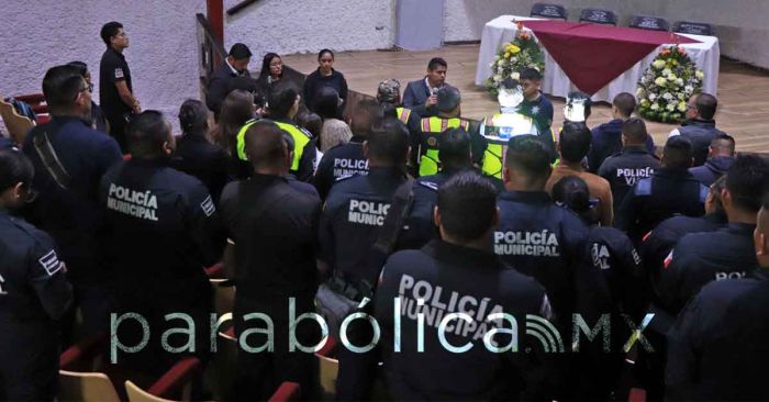 Capacitan a policías de Cuautlancingo para dar atención a víctimas de violencia de género