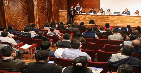 Capacitaciones de calidad ofrece Salud a m&eacute;dicos residentes en Puebla
