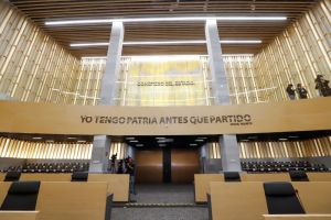 El apret&oacute;n entre el obradorista Y&aacute;&ntilde;ez y el filo panista Gali