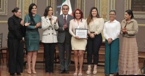 Entrega Congreso del Estado Medalla “Ángeles Espinosa Yglesias”