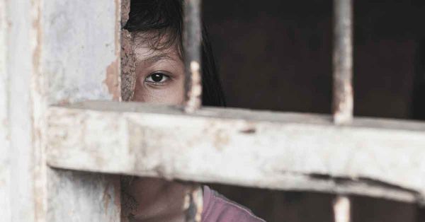 Detiene FGR una persona en Acajete, Puebla por tráfico de personas