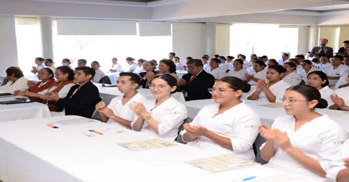 Refrendan estudiantes de la USEP compromiso con la sociedad
