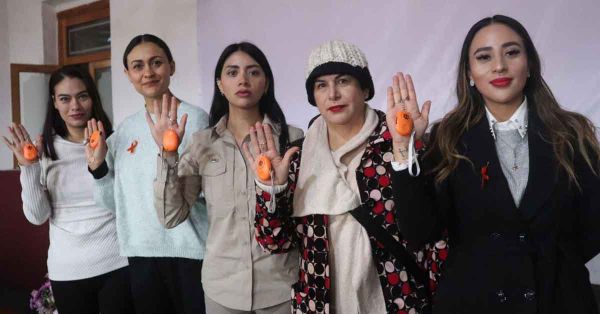 Otorgan 80 alarmas para disuadir violentadores a mujeres en 5 escuelas de Zacatlán