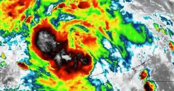Alertan por formación de depresión tropical “Tres”