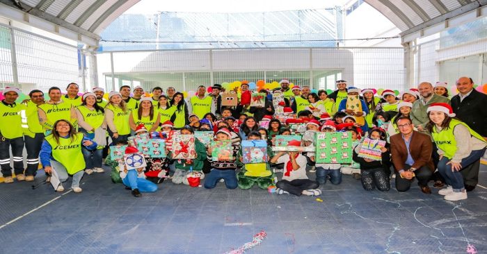 Realiza SMDIF posada navide&ntilde;a de CEMEX Puebla-Tlaxcala