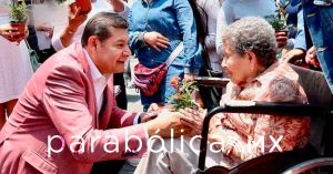 Se ofrecerán mejores servicios en reconocimiento a los adultos mayores: Armenta
