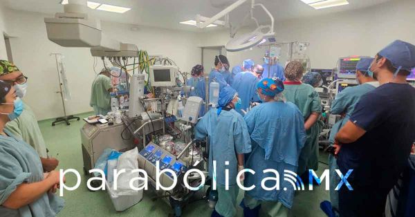 Trasplantan pulmón con éxito a hombre de 63 años en el IMSS en Nuevo León