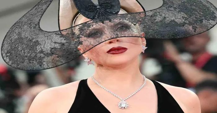 Tuvo que ‘desaprender a cantar’ Lady Gaga para su papel de novia del Joker