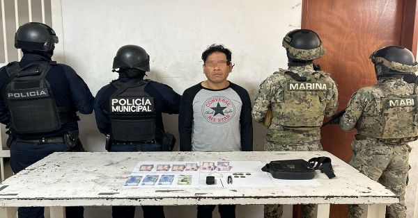 Detienen en Cuautlancingo a un hombre por delitos contra la salud