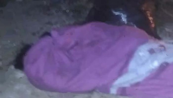Hallan a mujer encobijada en Cuautlancingo