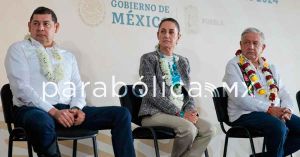 Educación y buen corazón, resalta AMLO de Sheinbuam en Puebla