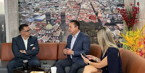 Fui victima de la corrupci&oacute;n en tr&aacute;mites: Felipe Vel&aacute;zquez