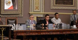 Ingresa al Congreso el paquete de iniciativas de Sergio Salomón