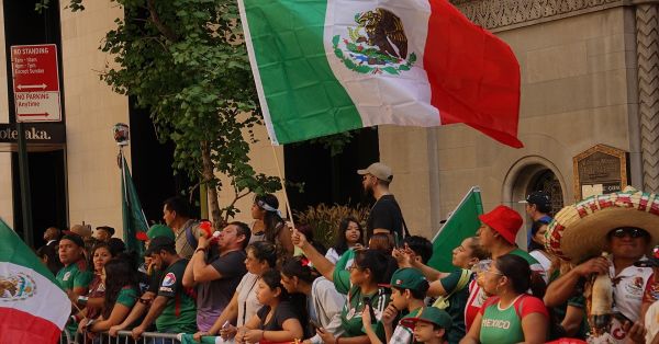 Llegan migrantes poblanos para disfrutar temporada decembrina en sus comunidades