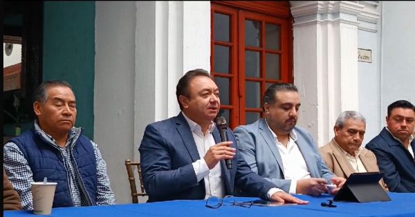 Levanta la mano Felipe Velázquez para ser dirigente estatal del PAN