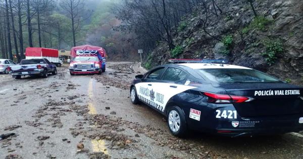 Continúan los deslaves por lluvias intensas en territorio oaxaqueño
